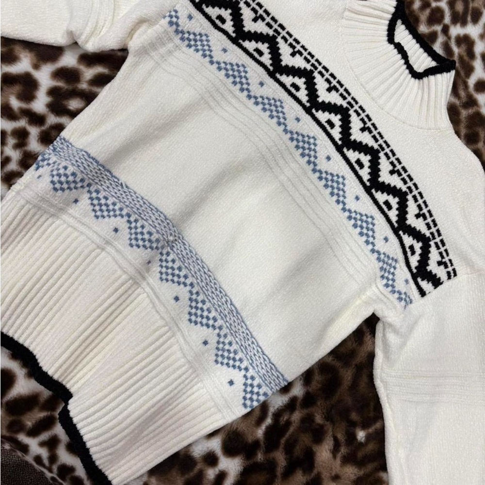 Cozy Patterned Sweater